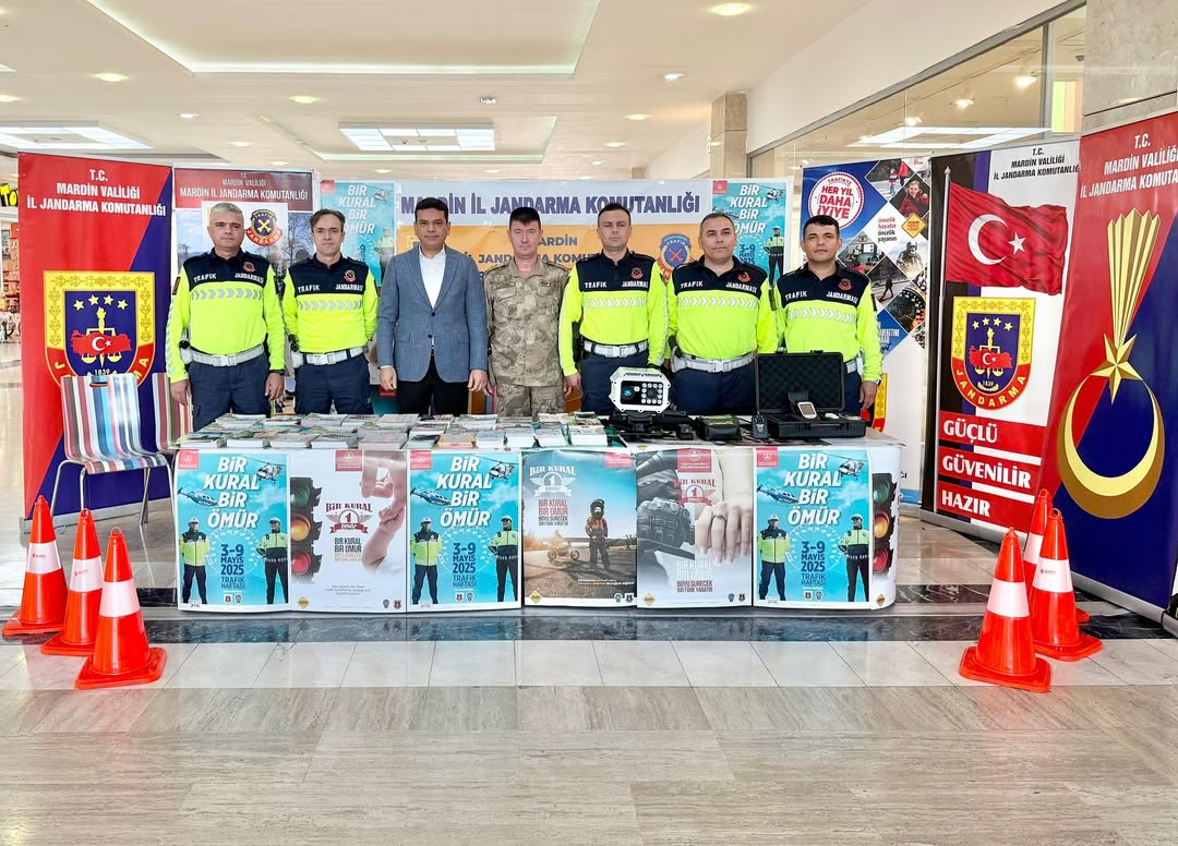 KAYMAKAMIMIZ ABDULLAH ŞAHİN JANDARMA STANDINI ZİYARET ETTİ